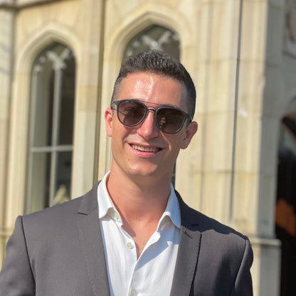 customer content - daniel.dilucia wearing camden matte black grey gradient sunglasses