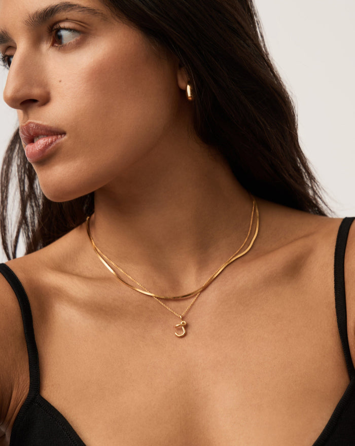 Curly Molten Mini Initial Necklace - J | 18ct Gold Vermeil Necklaces Missoma