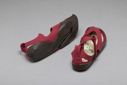 wildling-shoes-Feder Fuchsia-Adults-02.jpg