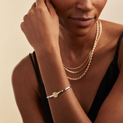 stars-clip-bangle-bracelet-AA736322SSTT_778cc2f1-0208-4f27-b4c5-49e97e734940