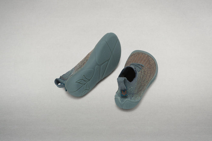 wildling-shoes-VISAO-LAGOA_26FS0Z-Kids-02.jpg